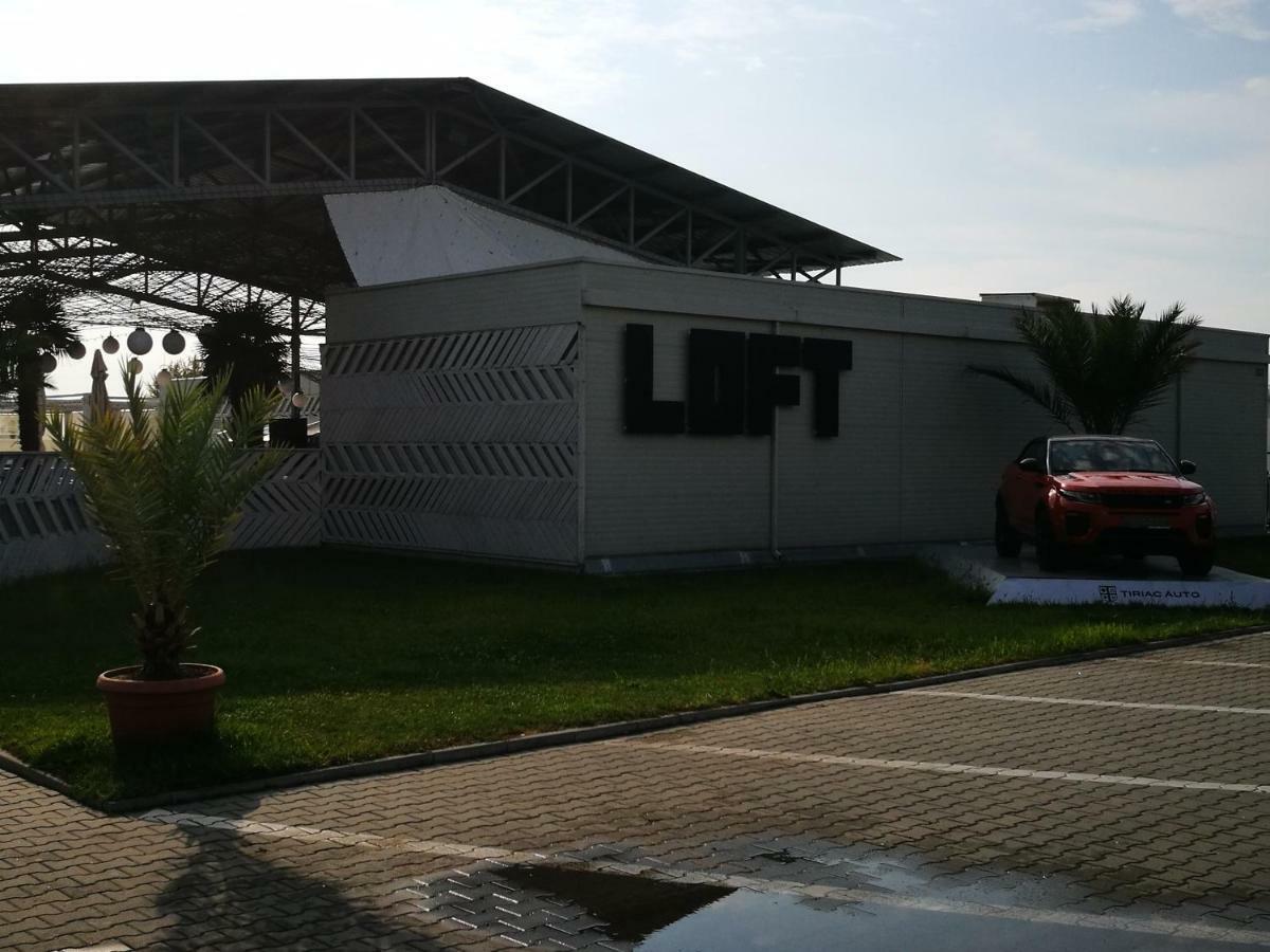 Luxury Studio 42 De Silva Mamaia Εξωτερικό φωτογραφία