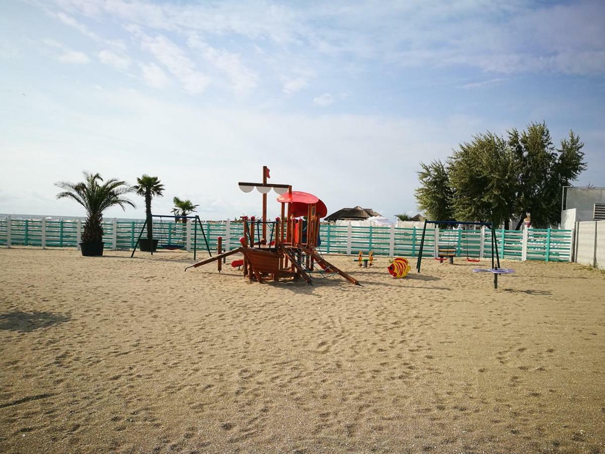 Luxury Studio 42 De Silva Mamaia Εξωτερικό φωτογραφία