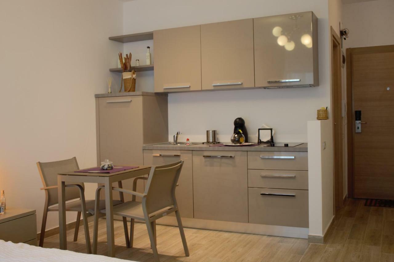 Luxury Studio 42 De Silva Mamaia Εξωτερικό φωτογραφία